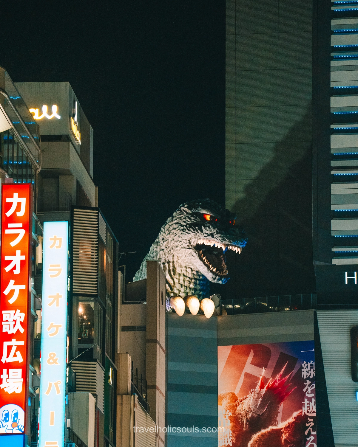 Testa di Godzilla vista da kabukicho